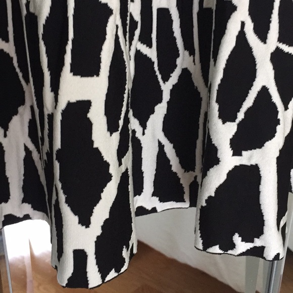 Roberto Cavalli, stunning skirt brand new - Picture 6 of 11